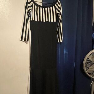 Dress white and black